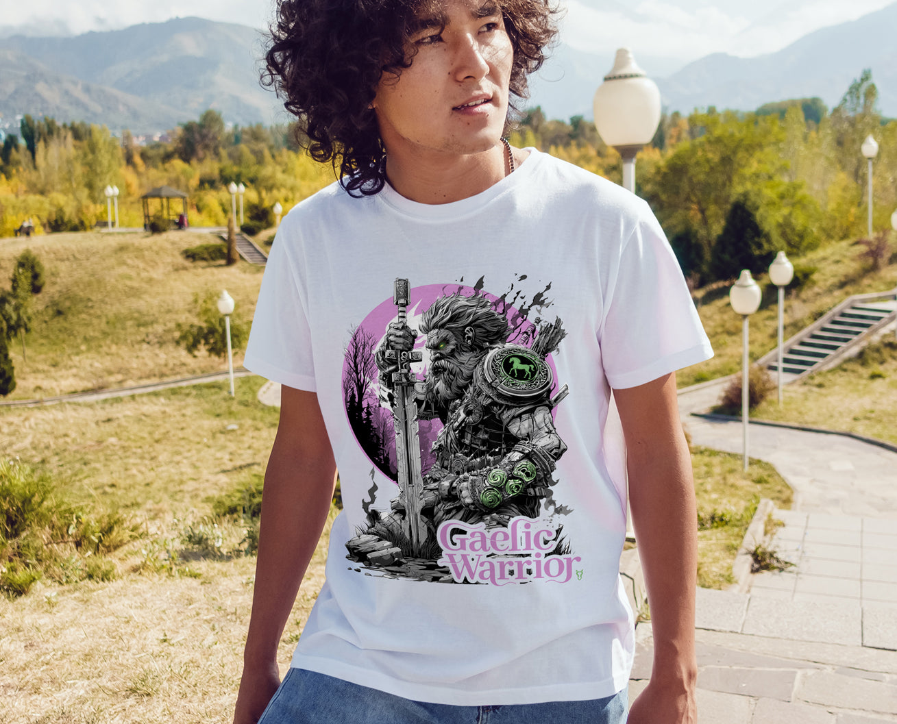 Horse Racing T-Shirt - Gaelic Warrior